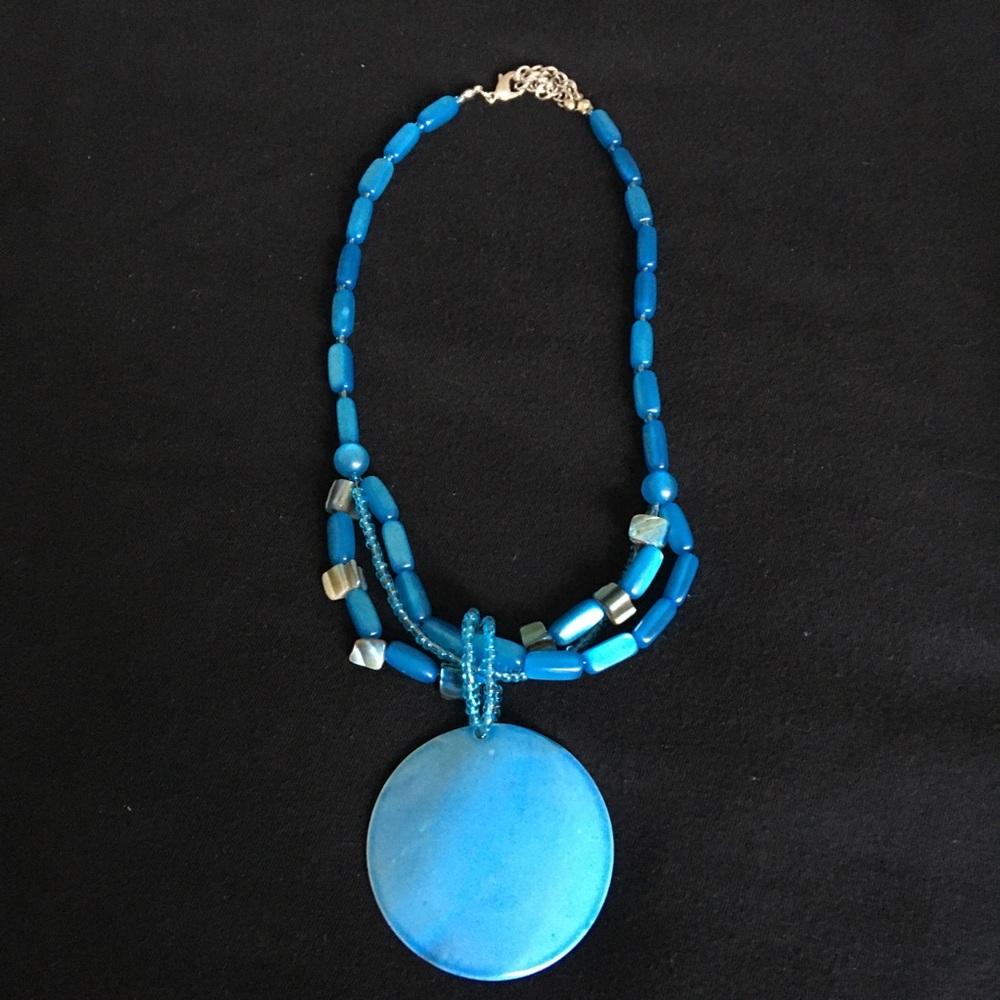 Blue Round Pendant Beaded Fashion Jewelry Necklace